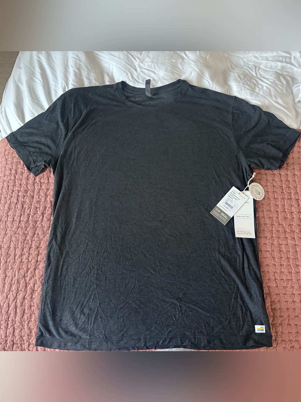 Vuori Strato Tech Tee - Charcoal Heather